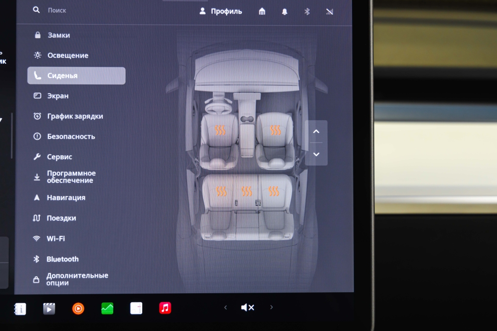 Tesla Model Y Long Range 2024 фото 28