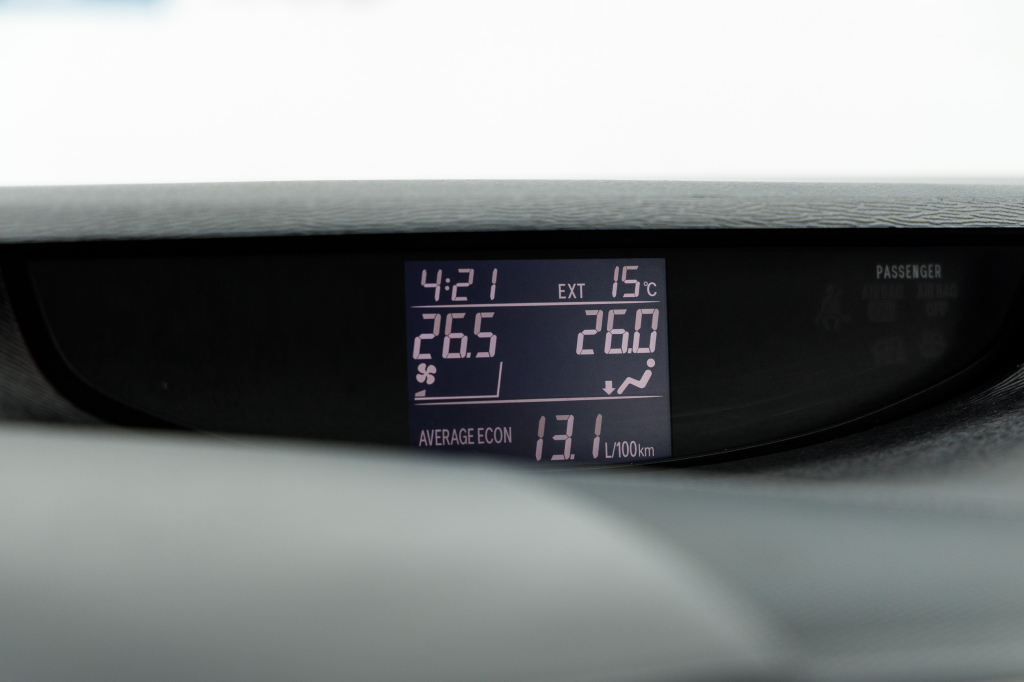 Toyota Venza 2.7 VVTi 2016 photo 17