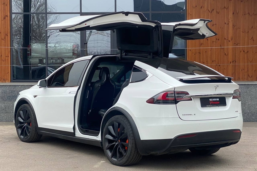 Tesla Model X 90D 2016 photo 5