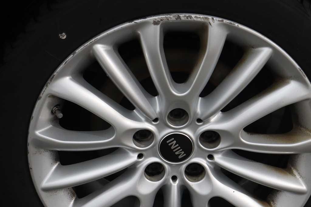 MINI One Clubman 2017 photo 30