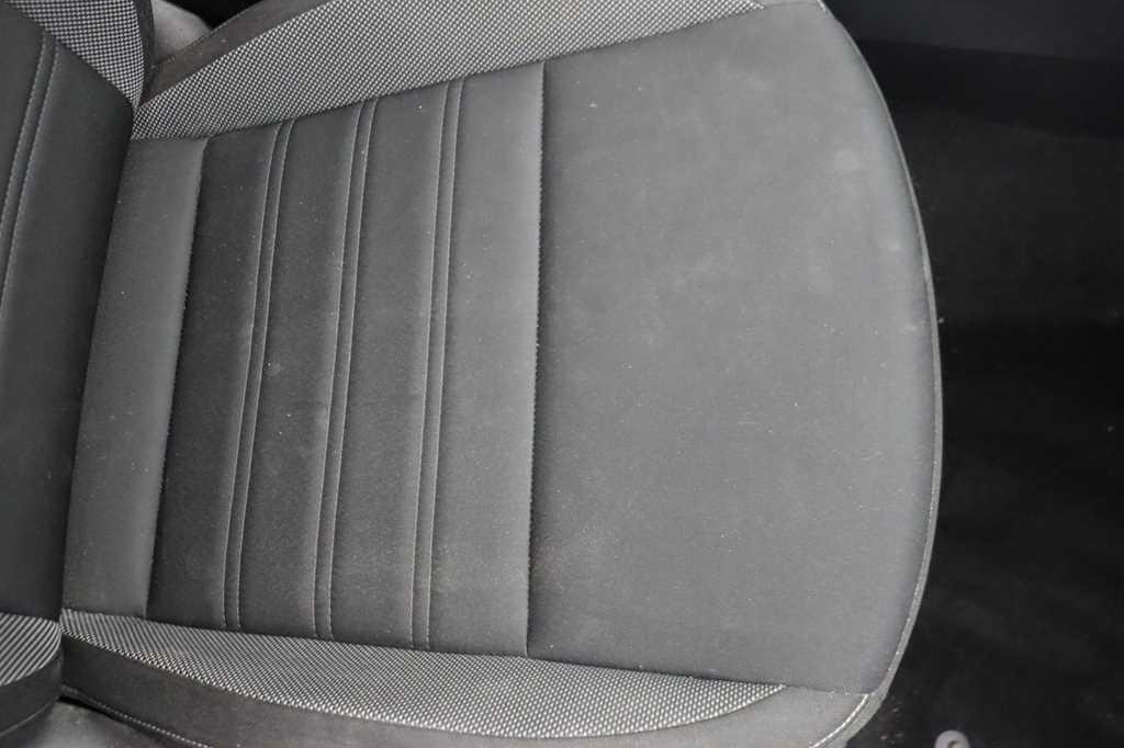 Skoda Octavia Combi 2018 фото 31