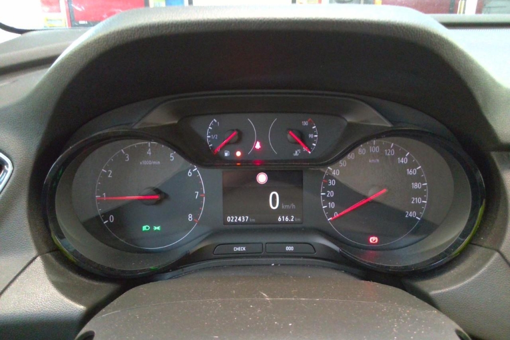 Opel Grandland X 2020 фото 5