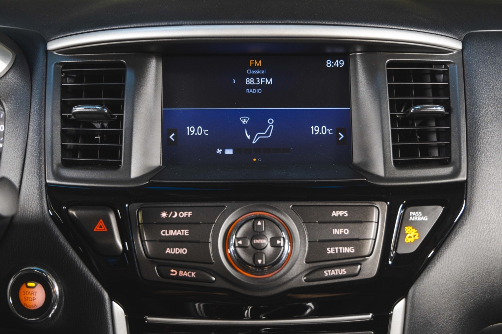 Nissan Pathfinder SV 2019 photo 25