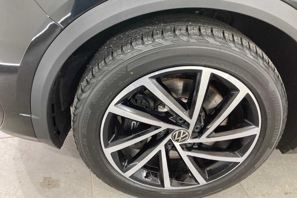 Volkswagen T-Roc 2021 фото 3