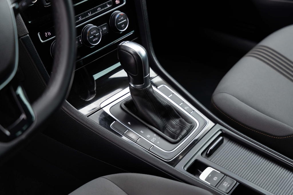 Volkswagen Golf Allstar 2016 фото 25