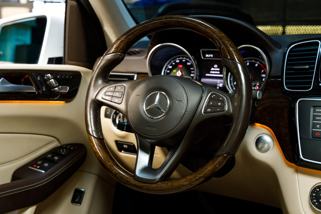 Mercedes-Benz GLS 450 4matic 2016 фото 8