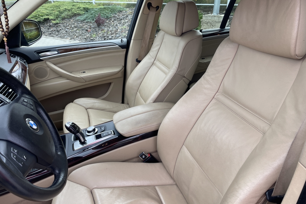 BMW X5 2008 photo 12