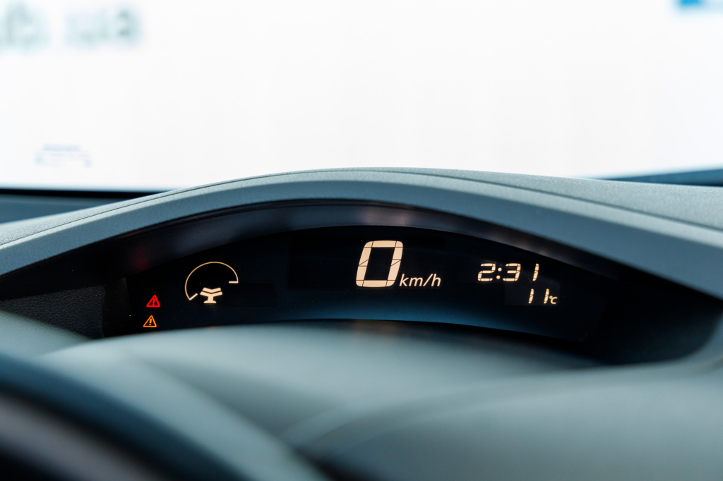 Nissan Leaf S 2013 photo 23