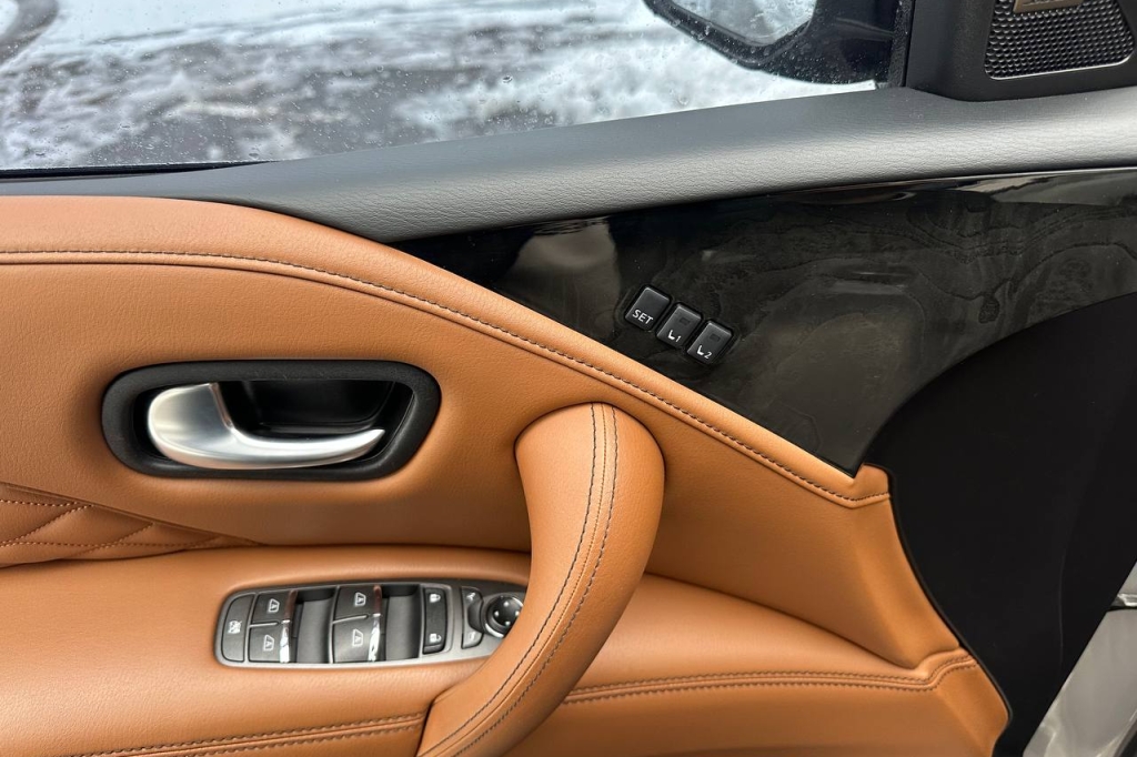 Infiniti QX80 Luxe Proactive 2018 фото 9