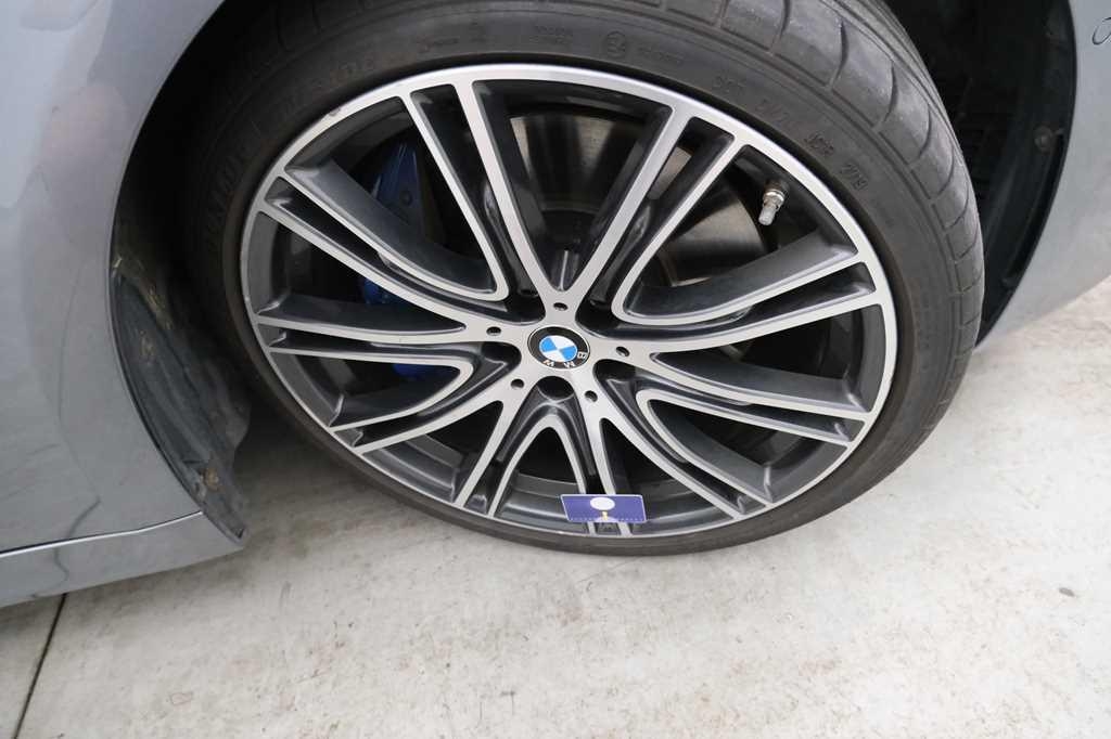 BMW 5 Series 2017 фото 14