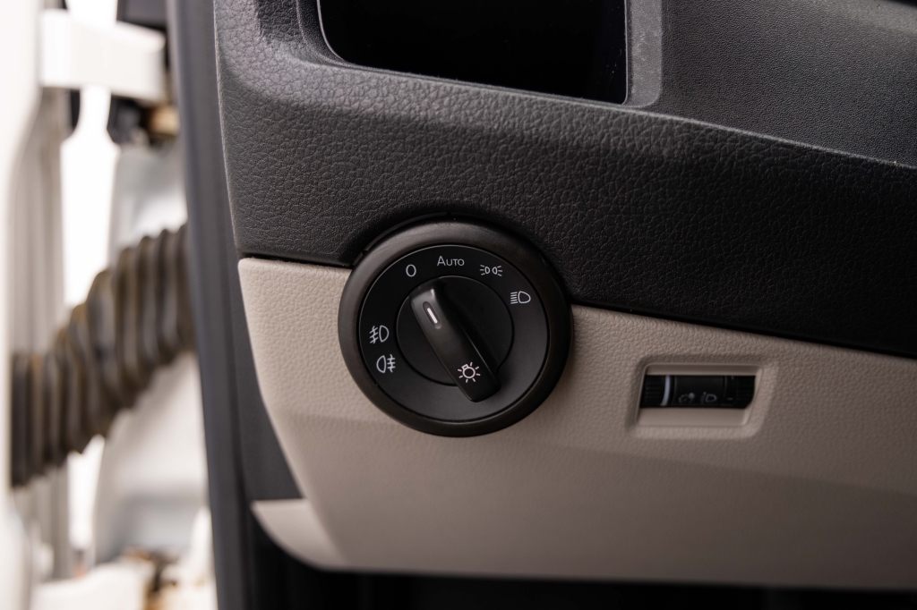 Volkswagen Transporter 2017 фото 14