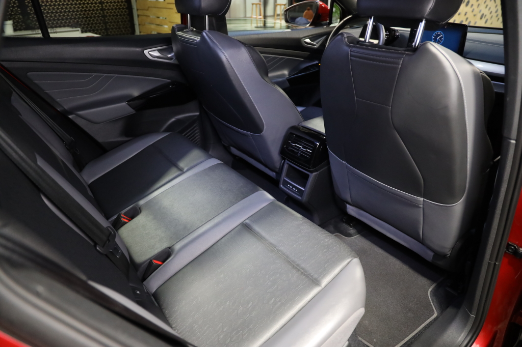 Volkswagen ID.4 2022 фото 32