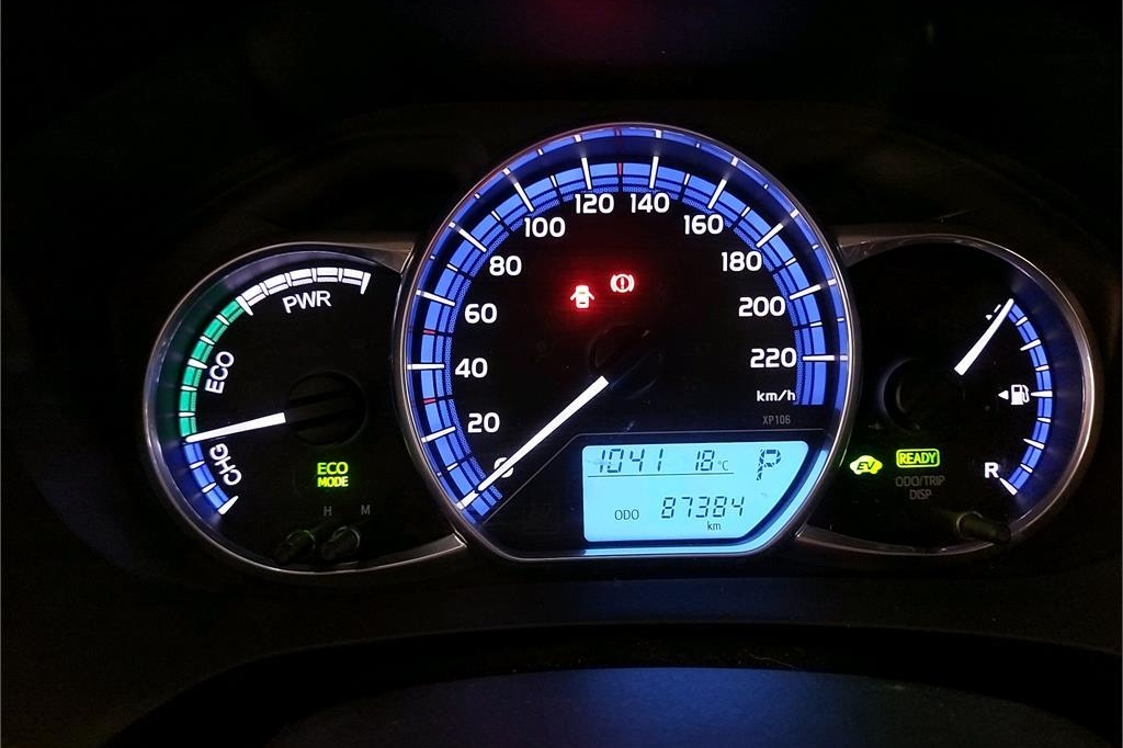 Toyota Yaris 2016 photo 5