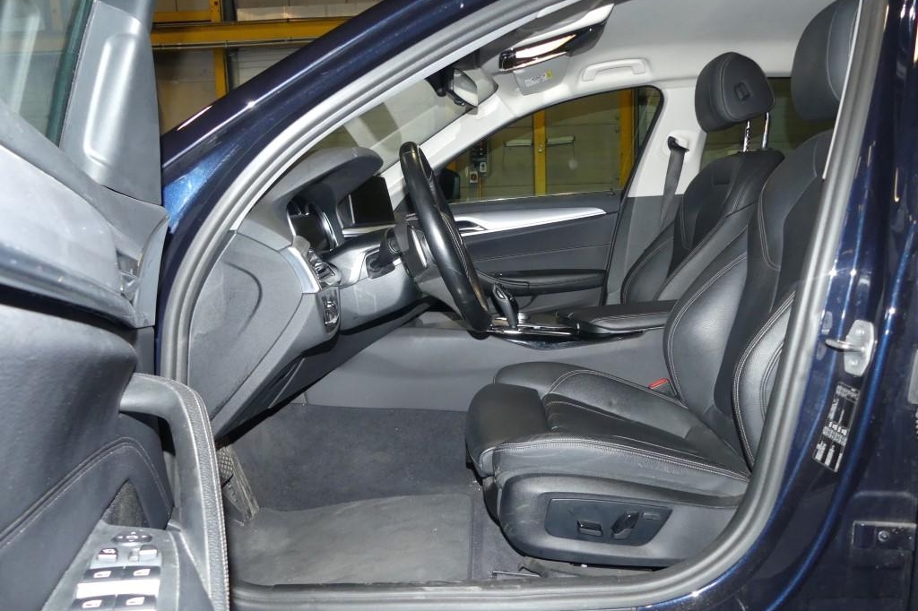 BMW 5 Series 2017 photo 4