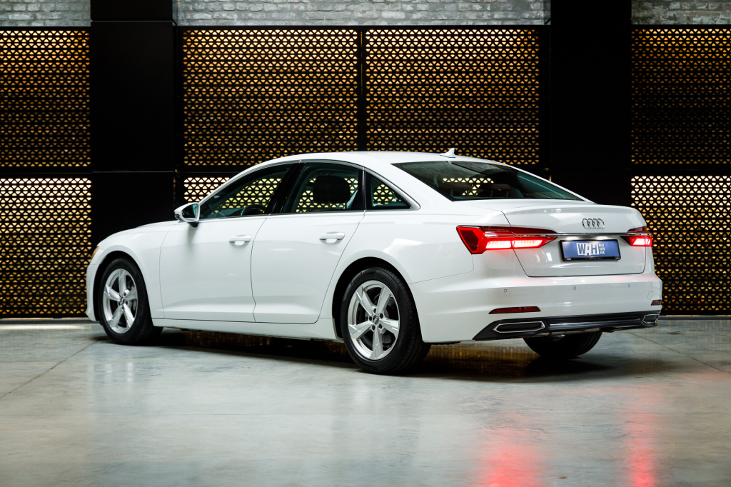 Audi A6 2019 фото 6