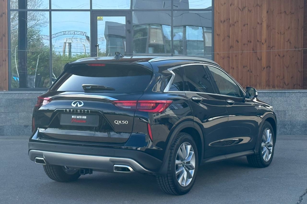 Infiniti QX50 2021 фото 3