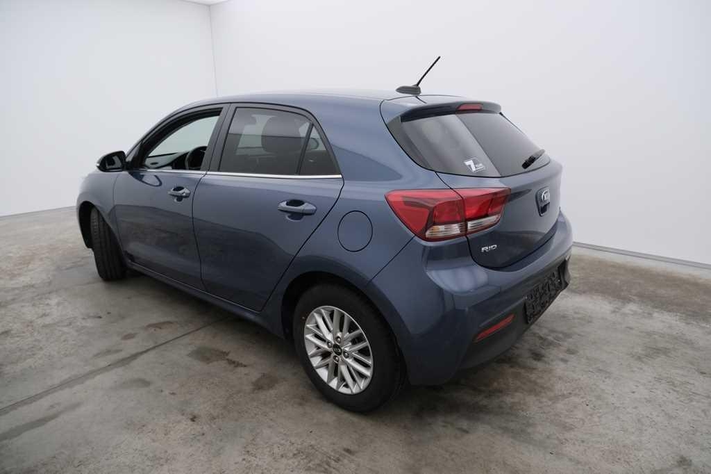 Kia Rio 2018 фото 1