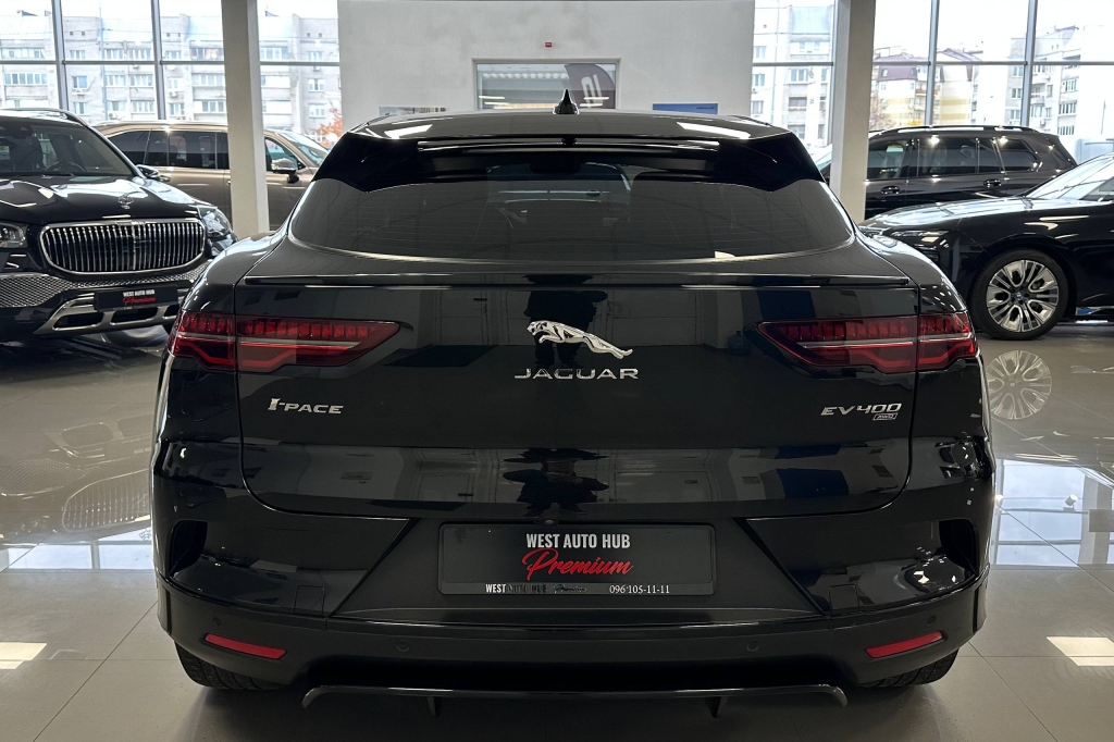 Jaguar I-Pace EV400 2021 photo 4