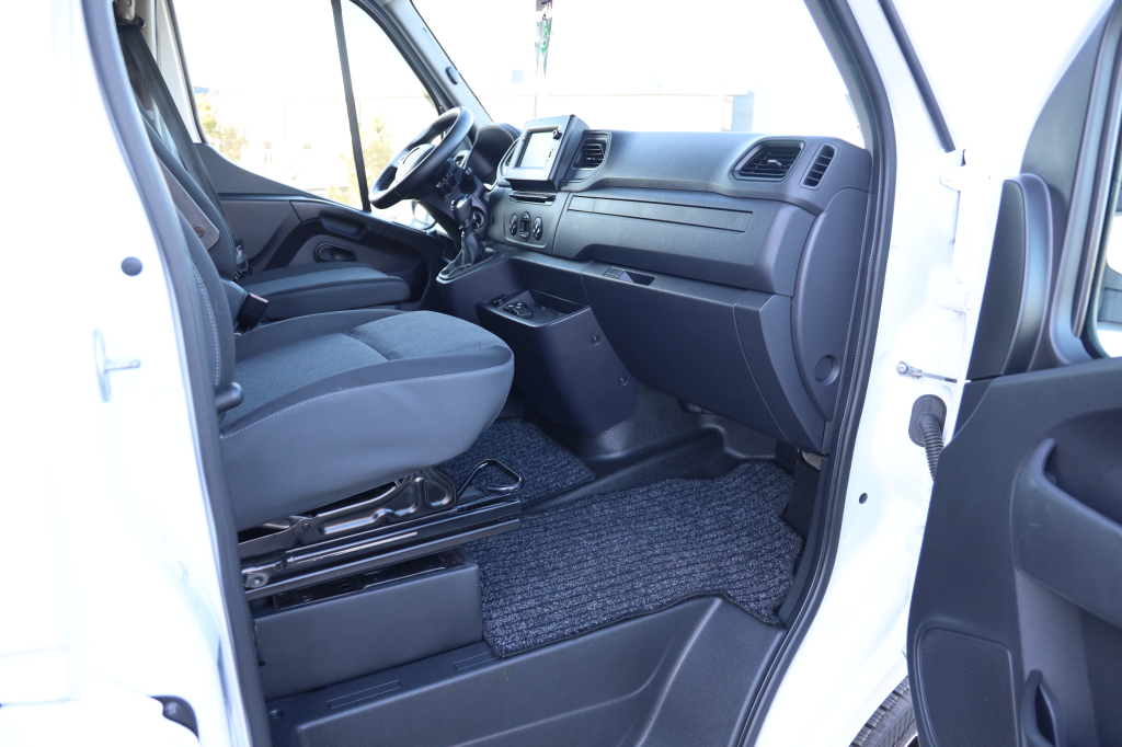 Renault Master 2020 фото 36