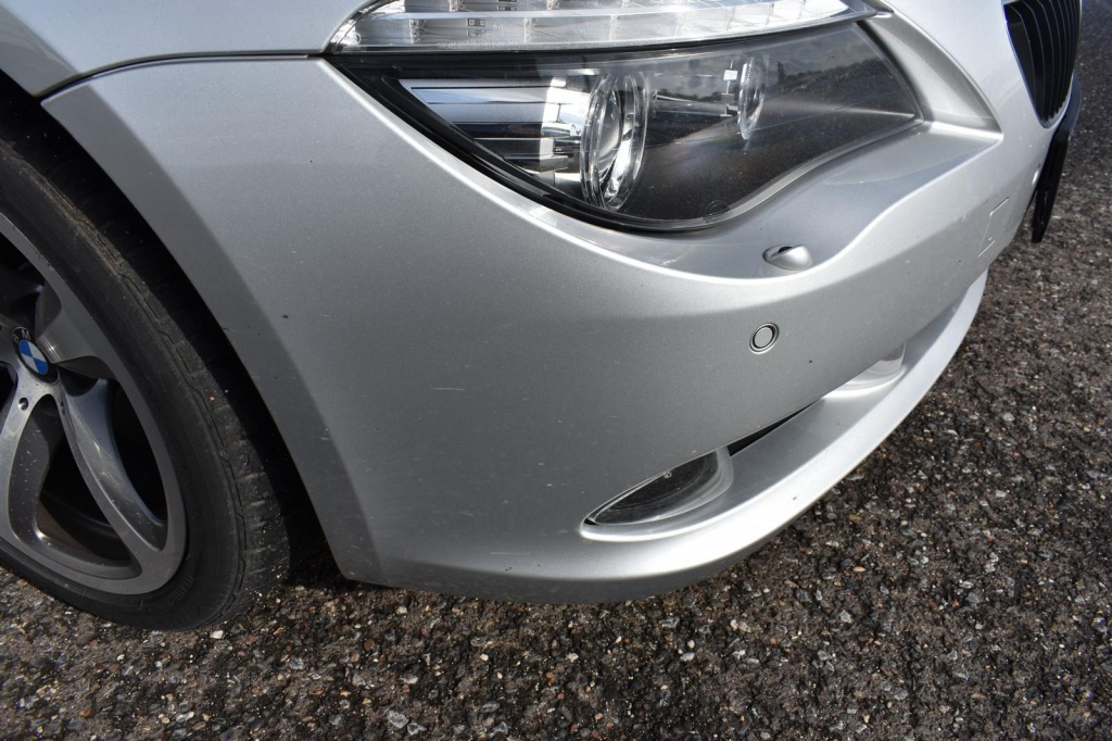 BMW 6 Series 2010 фото 8