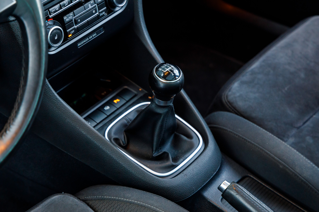 Volkswagen Golf VI 2010 фото 18