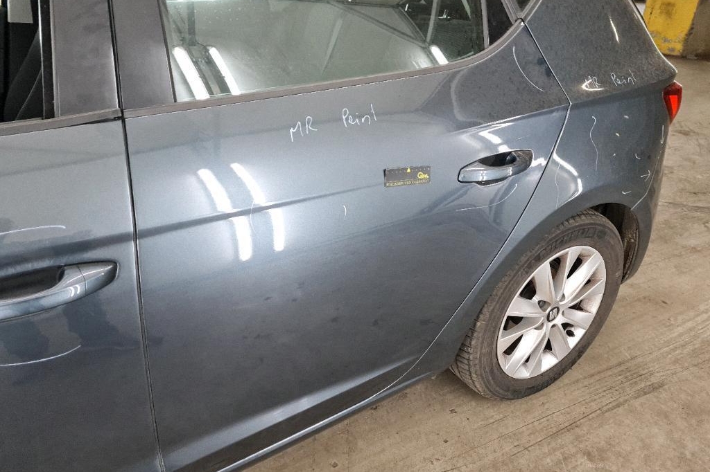 SEAT Leon 2019 фото 34