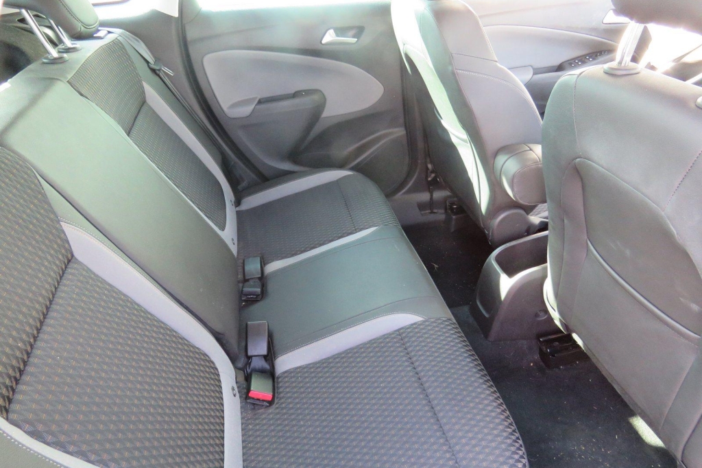 Opel Crossland X 2020 photo 1