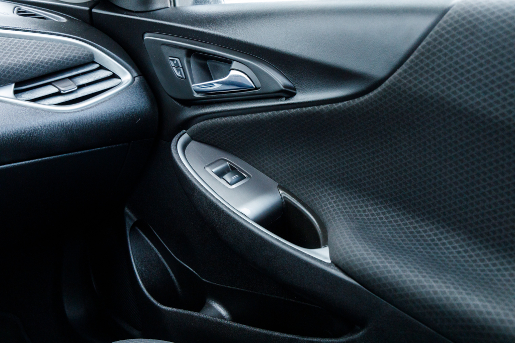 Chevrolet Malibu LS 2016 photo 12