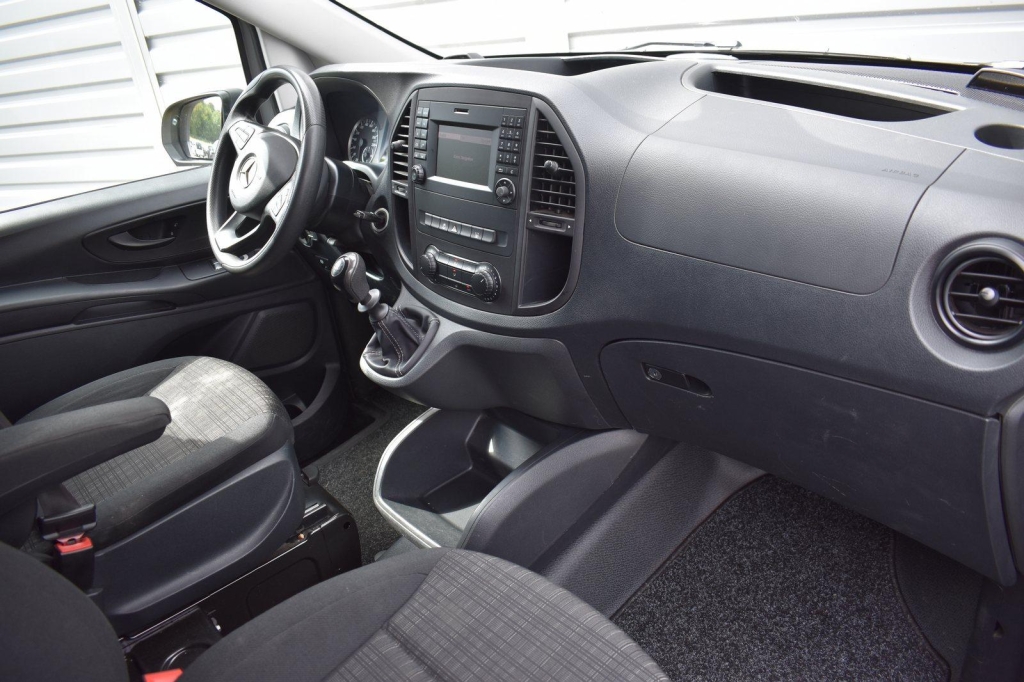 Mercedes-Benz Vito 2017 фото 1
