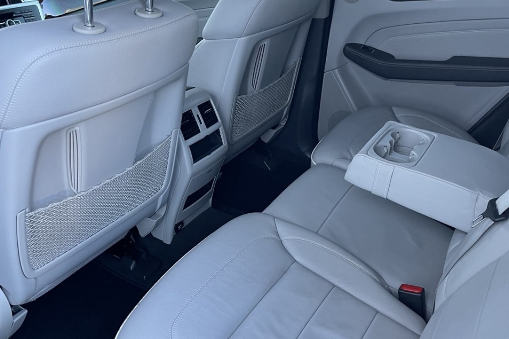 Mercedes-Benz M-Class 350 2013 photo 25