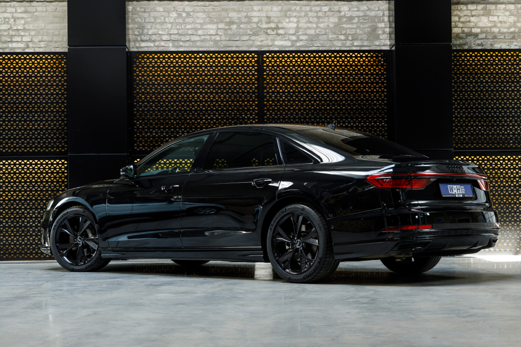 Audi A8 2020 photo 4
