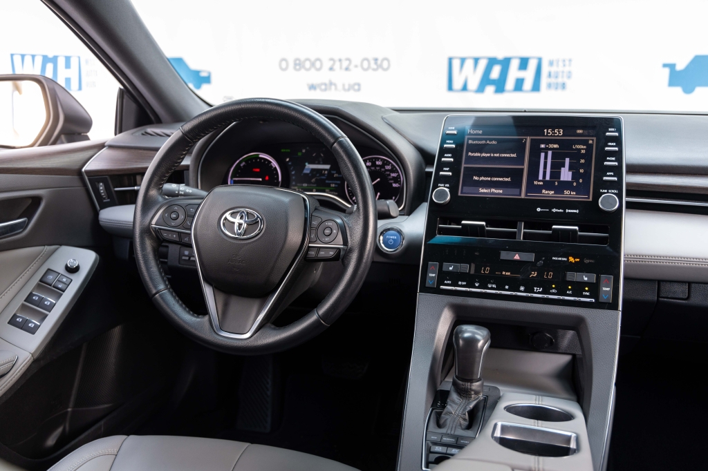 Toyota Avalon Hybrid 2020 фото 29