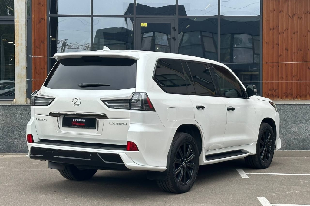 Lexus LX 450 2019 фото 7