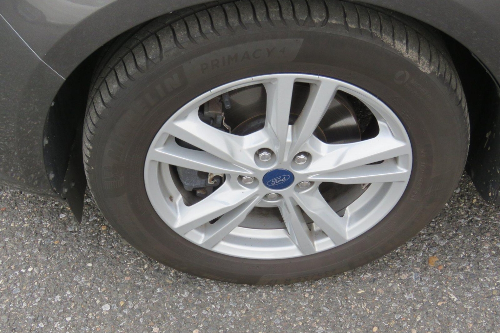 Ford S-Max 2017 фото 5