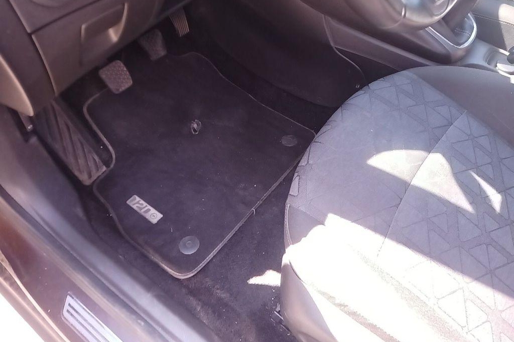 Opel Astra 2019 photo 41