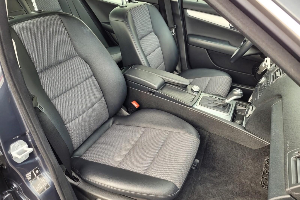 Mercedes-Benz C-Klasse 2010 photo 9