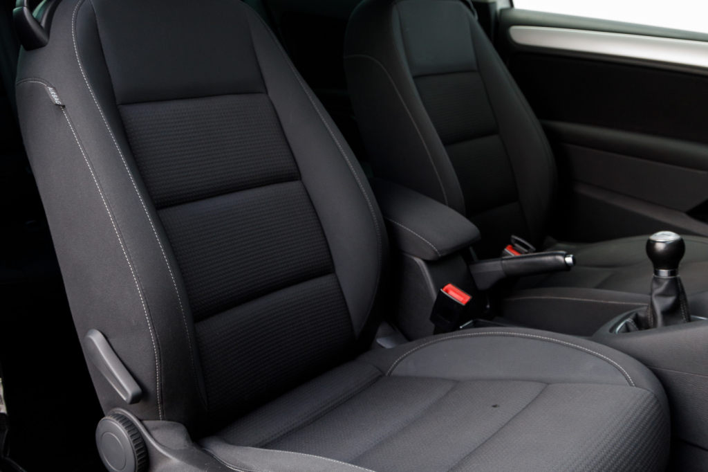 Volkswagen Golf VI TEAM фото 16