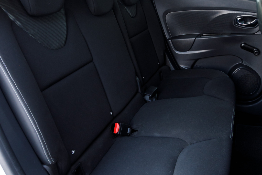 Renault Clio фото 23