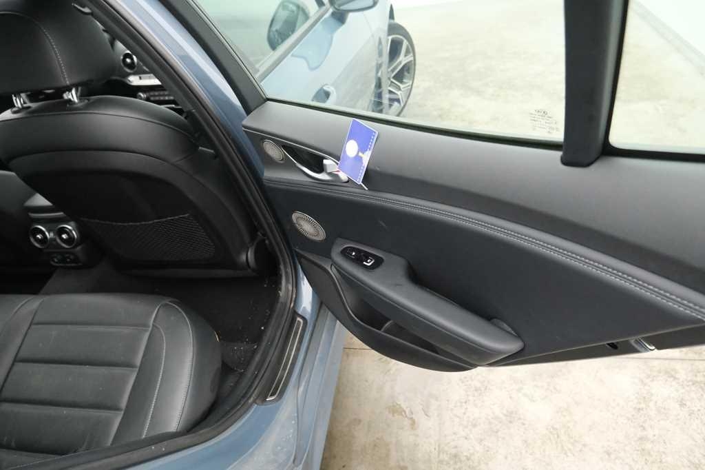 Kia Stinger 2020 фото 8