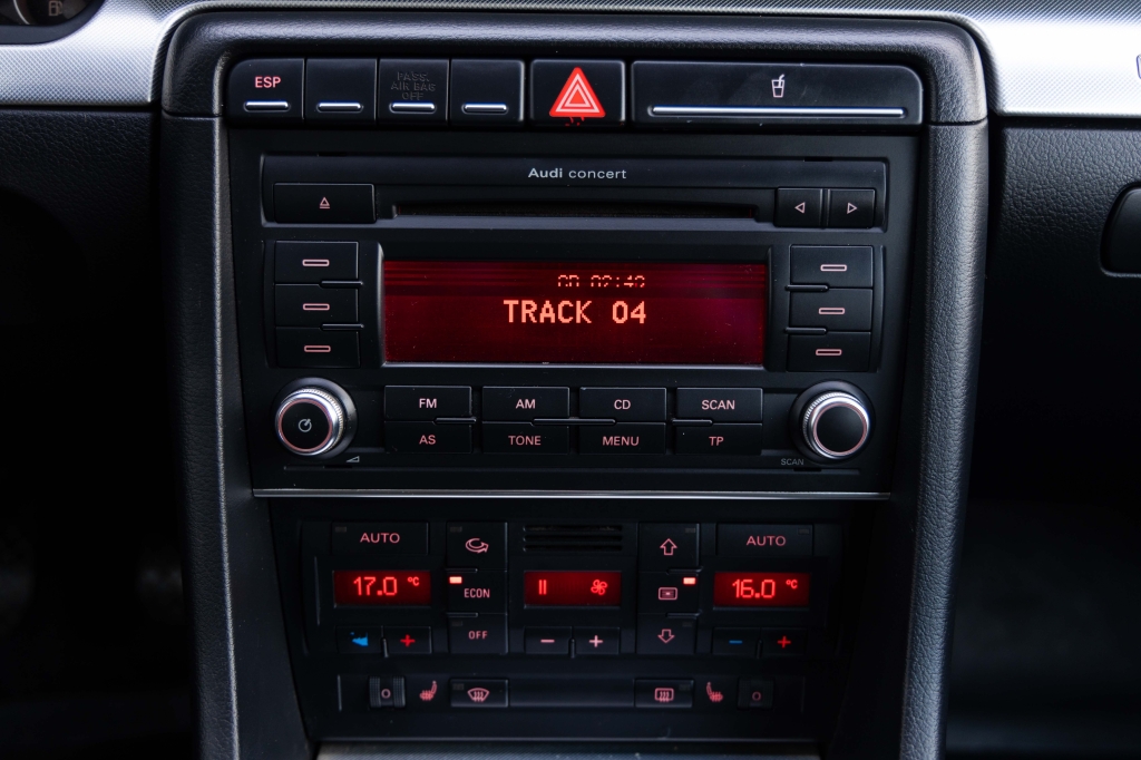 Audi A4 S-Line 2007 фото 19