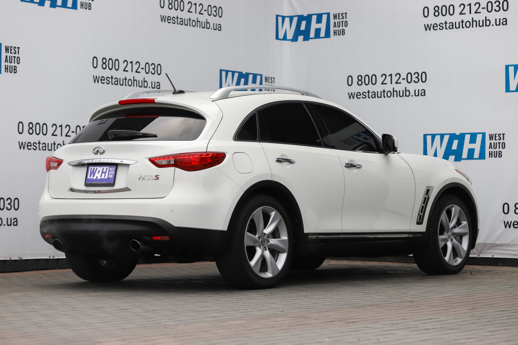 Infiniti FX 50 S 2008 photo 3