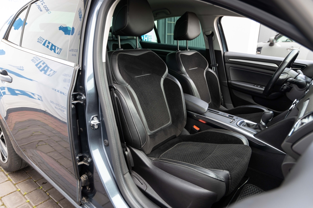 Renault Megane 2020 фото 28