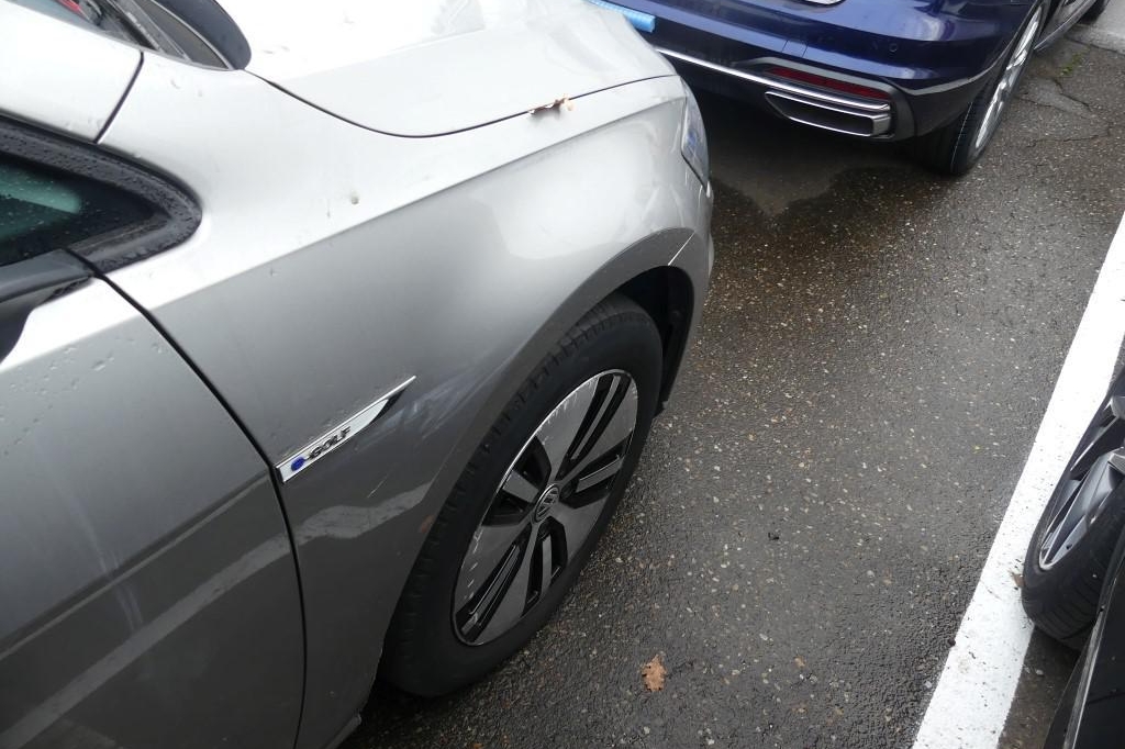 Volkswagen e-Golf 2018 photo 30