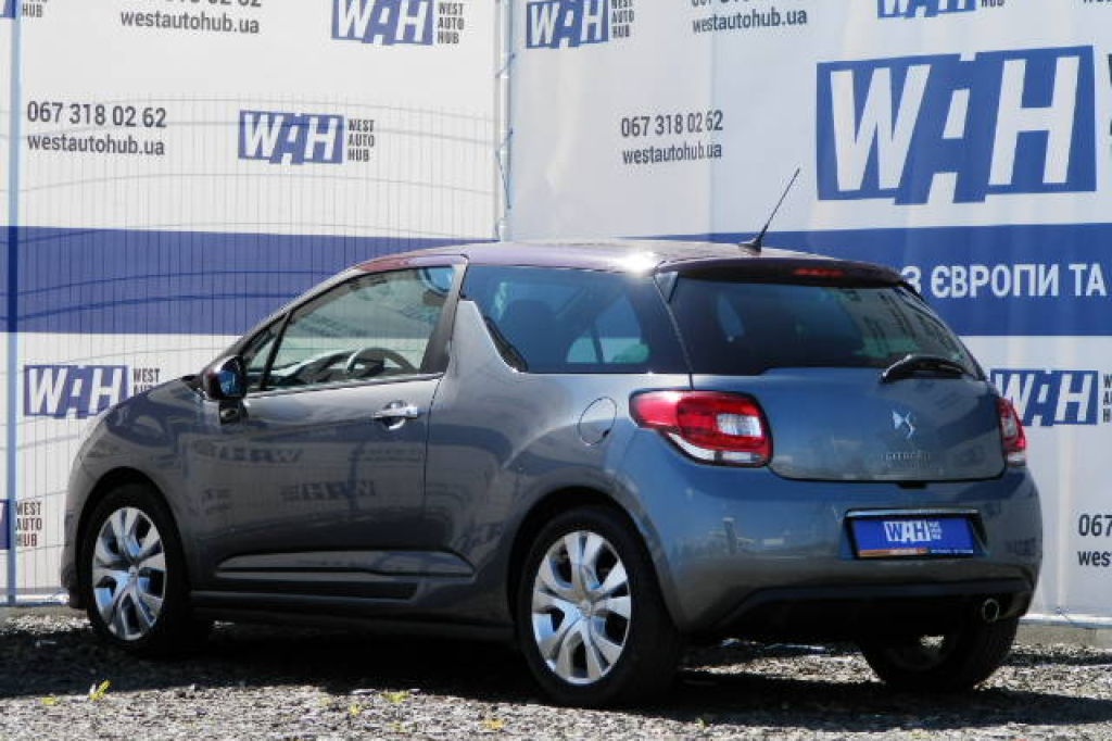 Citroen DS3 2011 photo 3