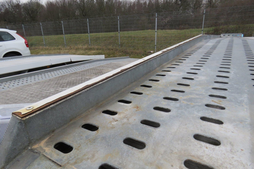 Blyss Anhänger Jupiter 2017 photo 10