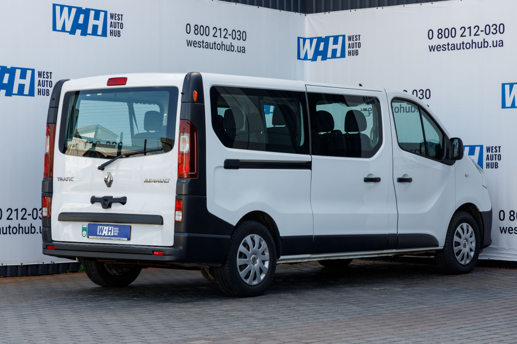 Renault Trafic пасс. 2015 photo 3