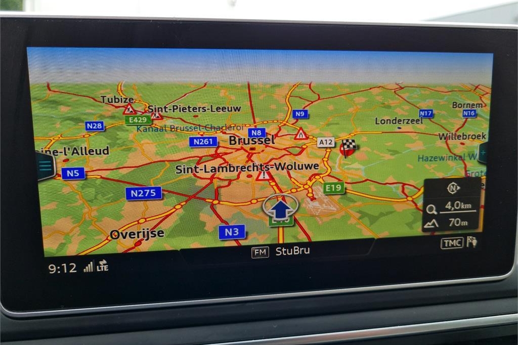 Audi A4 Avant 2017 фото 2