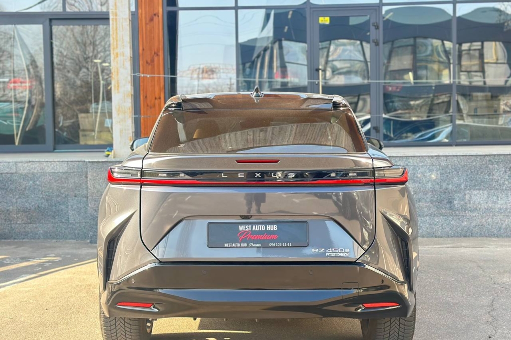 Lexus RZ 450e 2023 photo 5