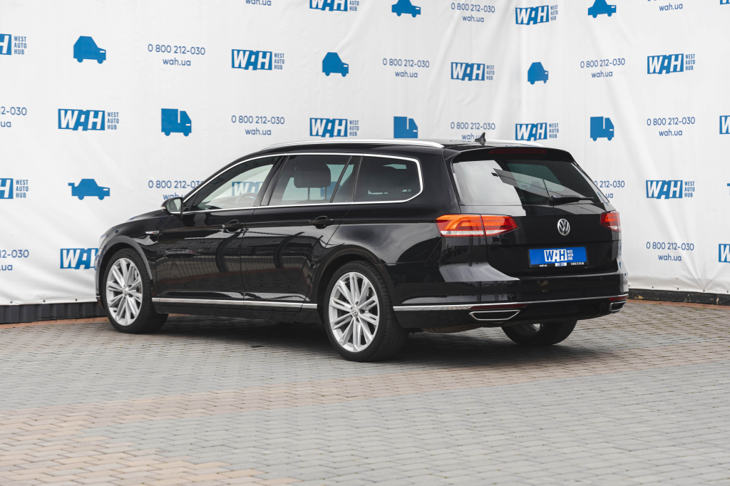 Volkswagen Passat BiTDi 4Motion 2016 photo 12