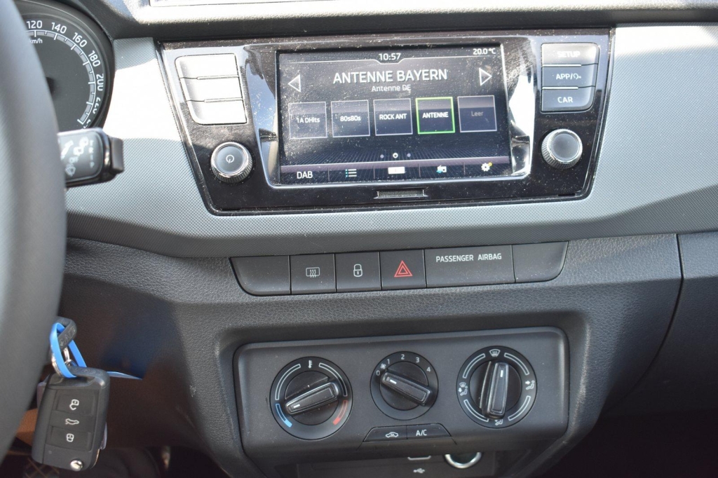 Skoda Fabia 2020 фото 4